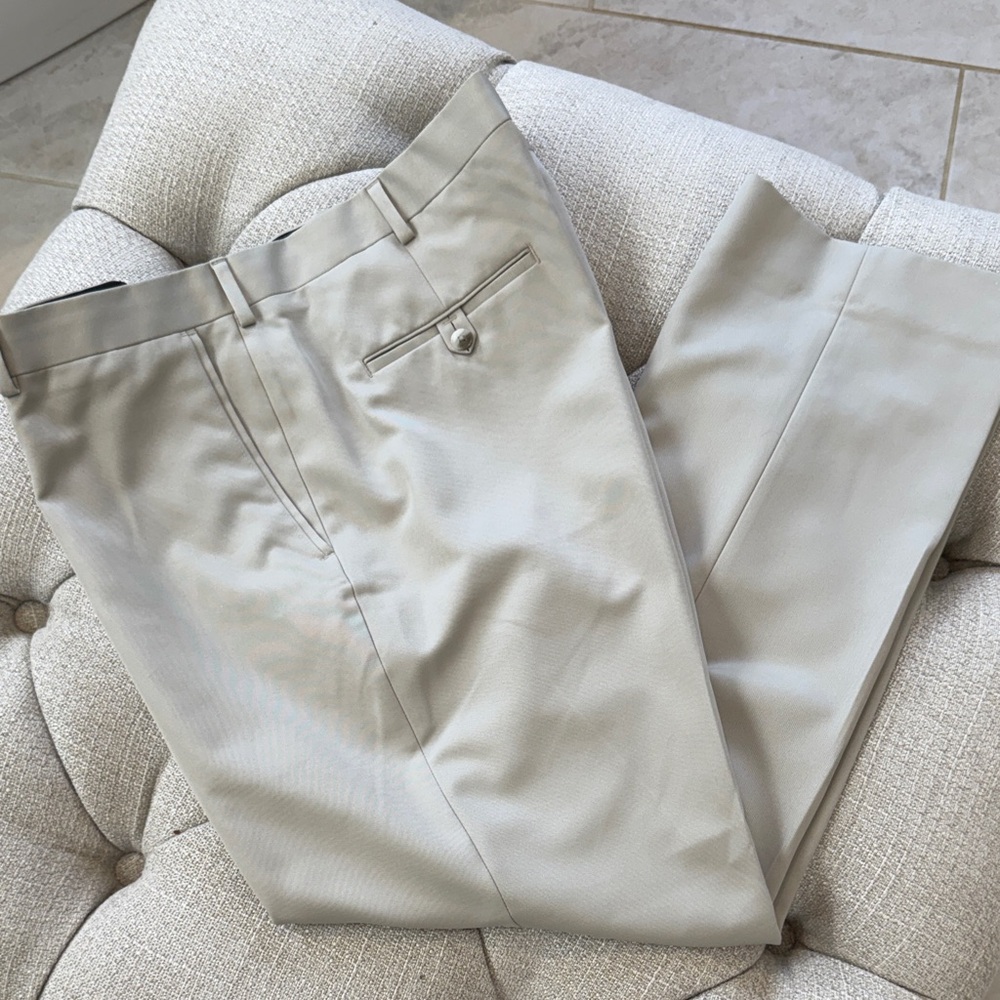 Travel Smart Rountree  & Yorke Men's Khaki Dress Pants